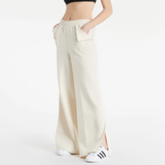 Brand New adidas Adicolor Clean Classics Pants - Picture 9 of 10